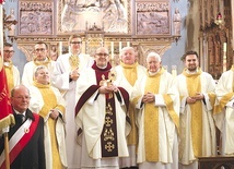 Straż Honorowa pielgrzymowała do świętego rodaka.