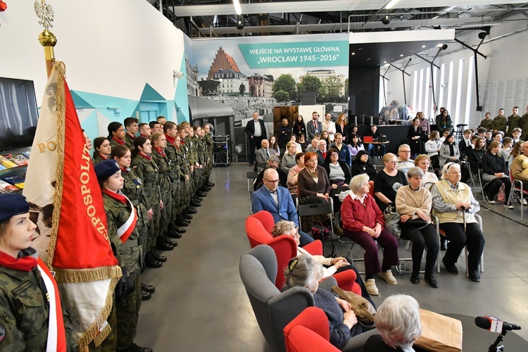 Pamięci ofiar Zbrodni Katyńskiej. W Centrum Historii Zajezdnia