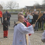 Dziadkowie, ojcowie i chłopcy na drodze Chrystusa