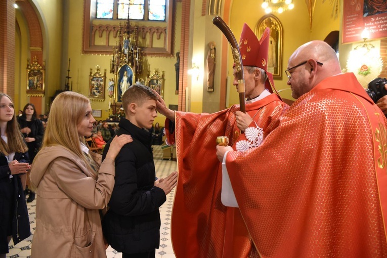 Bierzmowanie u Świętej Rodziny w Tarnowie
