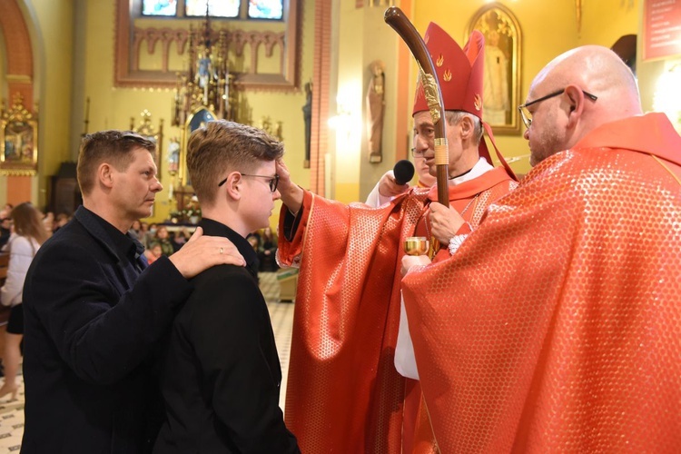 Bierzmowanie u Świętej Rodziny w Tarnowie