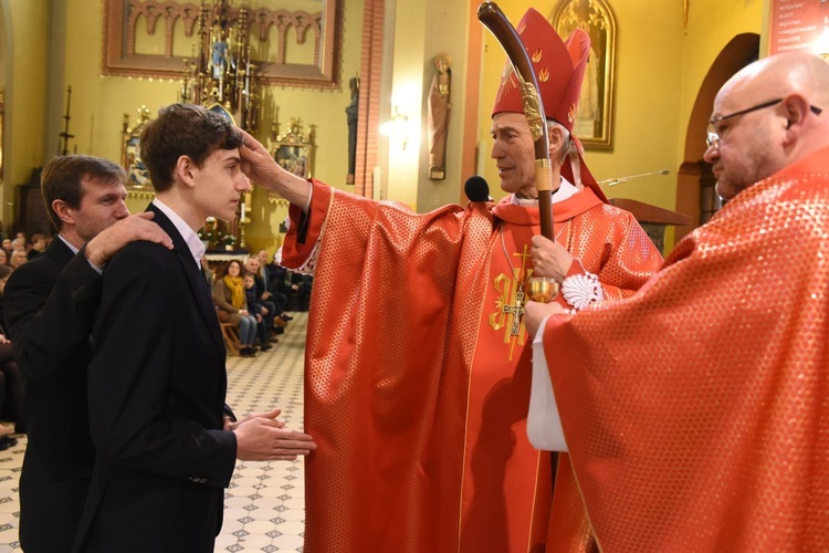 Bierzmowanie u Świętej Rodziny w Tarnowie