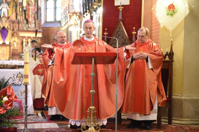 Bierzmowanie u Świętej Rodziny w Tarnowie