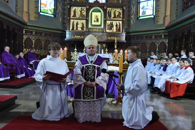 Lektorzy w Nawojowej