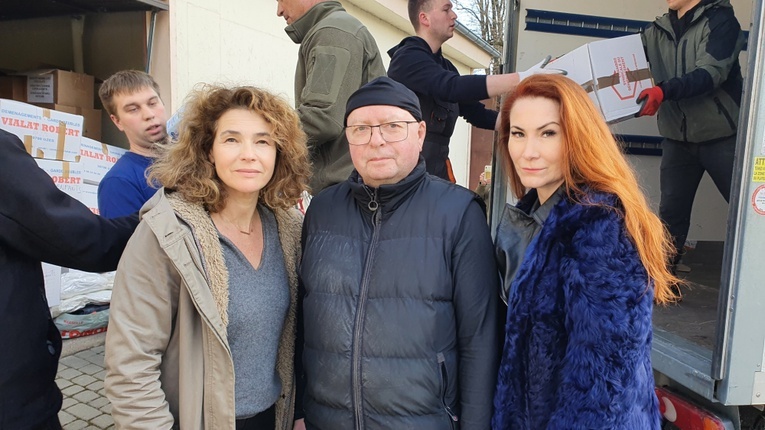 Transport darów dla Ukrainy z Francji