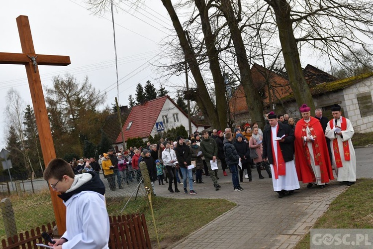 Poświęcenie przydrożnych krzyży w Korytach