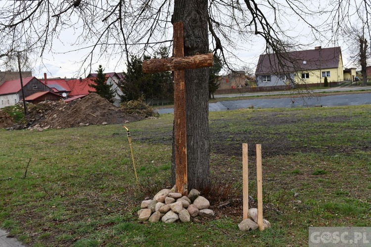 Poświęcenie przydrożnych krzyży w Korytach