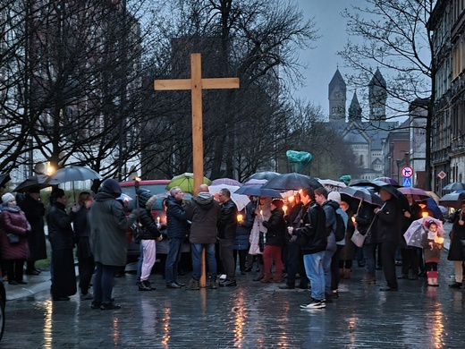 Droga Krzyżowa ulicami Bytomia