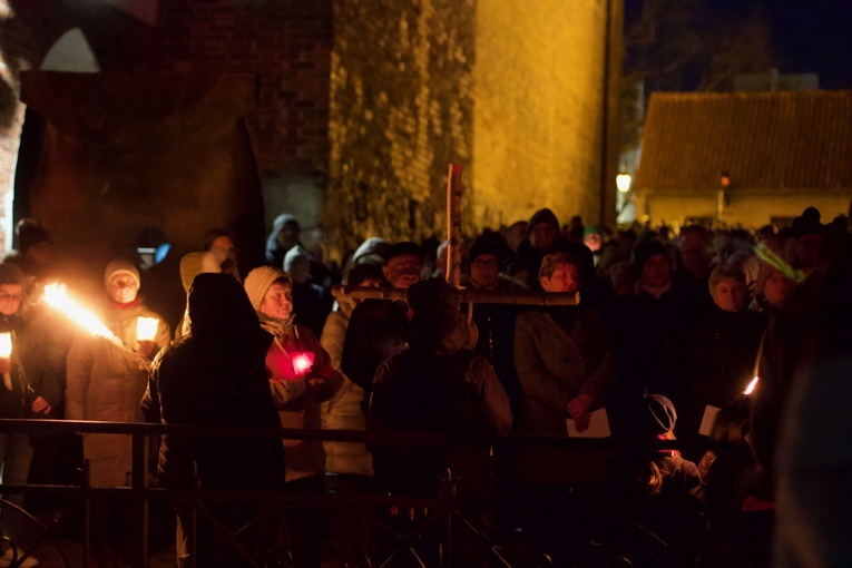 Droga Krzyżowa ulicami Olsztyna