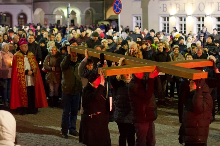 Droga Krzyżowa ulicami Olsztyna