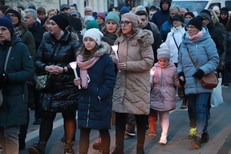 Żyrardów. Droga krzyżowa ulicami miasta