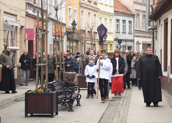 Droga Krzyżowa ulicami Góry