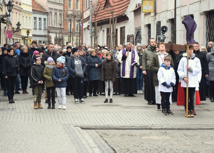 Droga Krzyżowa ulicami Góry