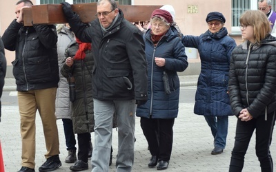 Droga Krzyżowa ulicami Góry