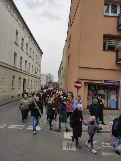 Droga Krzyżowa dzieci ulicami Oleśnicy