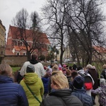 Droga Krzyżowa dzieci ulicami Oleśnicy