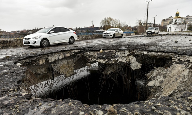 "Na moich oczach zabili męża i córkę, więzili mnie z rocznym dzieckiem w piwnicy."