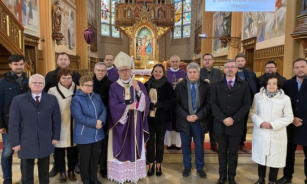Abp Wiktor Skworc do samorządowców: Wszyscy zostaliśmy postawieni przed niezwykłą próbą, człowieczeństwa i chrześcijaństwa