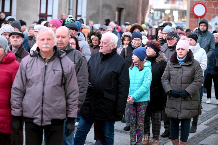 Droga Krzyżowa ulicami Dzierżoniowa