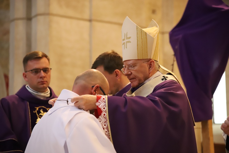 Błogosławieństwo nadzwyczajnych szafarzy Komunii Świętej 2022