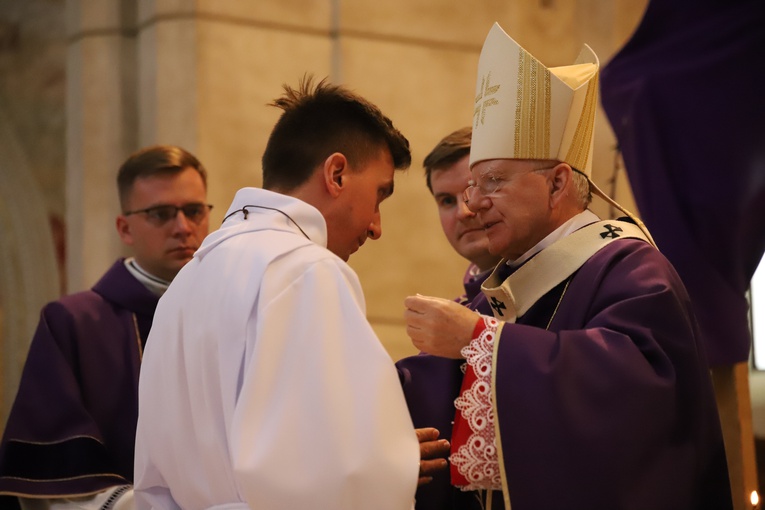 Błogosławieństwo nadzwyczajnych szafarzy Komunii Świętej 2022