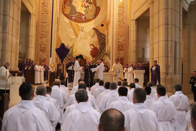 Błogosławieństwo nadzwyczajnych szafarzy Komunii Świętej 2022