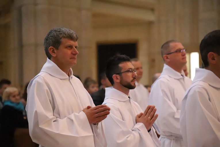 Błogosławieństwo nadzwyczajnych szafarzy Komunii Świętej 2022