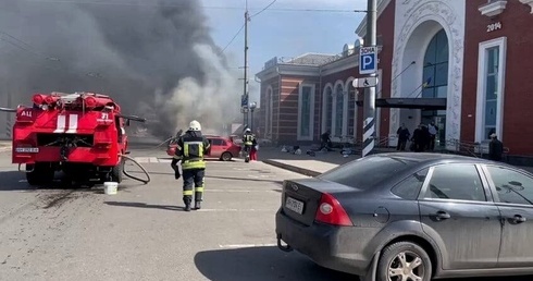 Liczba ofiar śmiertelnych ataku w Kramatorsku wzrosła do 57