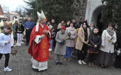 Siedlnica. Niedziela Palmowa z biskupem