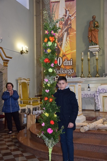 Konkurs palm w Makowie