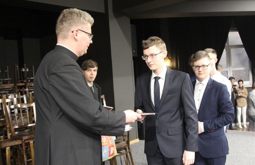 Nowi ceremoniarze i animatorzy służby liturgicznej w diecezji bielsko-żywieckiej - 2022