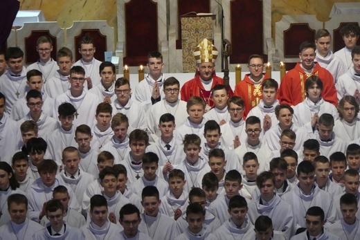 Nowi ceremoniarze i animatorzy służby liturgicznej w diecezji bielsko-żywieckiej - 2022