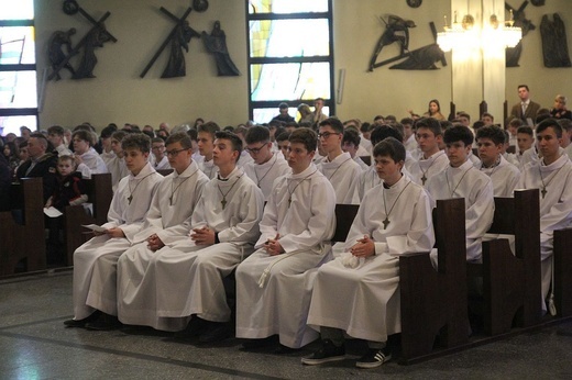 Nowi ceremoniarze i animatorzy służby liturgicznej w diecezji bielsko-żywieckiej - 2022