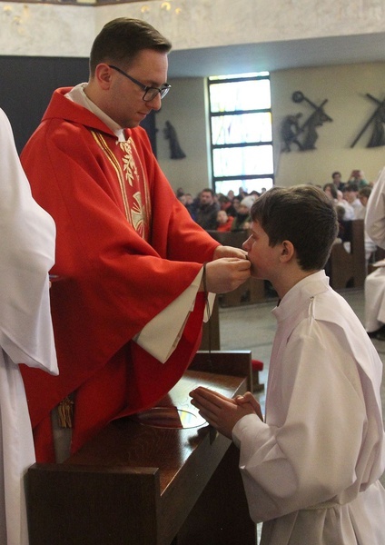 Nowi ceremoniarze i animatorzy służby liturgicznej w diecezji bielsko-żywieckiej - 2022