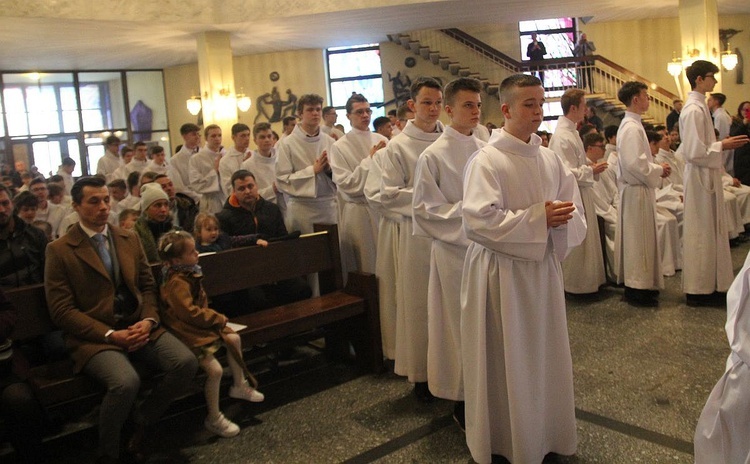 Nowi ceremoniarze i animatorzy służby liturgicznej w diecezji bielsko-żywieckiej - 2022