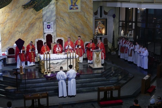 Nowi ceremoniarze i animatorzy służby liturgicznej w diecezji bielsko-żywieckiej - 2022