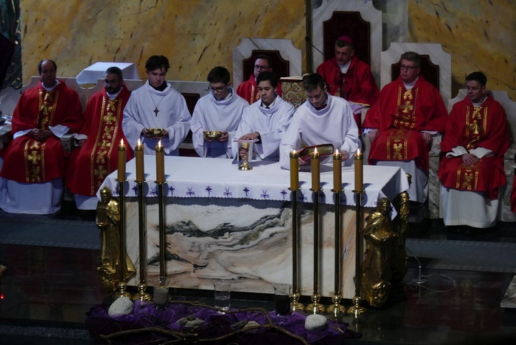 Nowi ceremoniarze i animatorzy służby liturgicznej w diecezji bielsko-żywieckiej - 2022