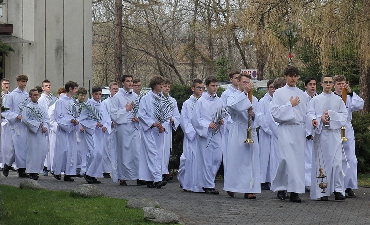 Nowi ceremoniarze i animatorzy służby liturgicznej w diecezji bielsko-żywieckiej - 2022