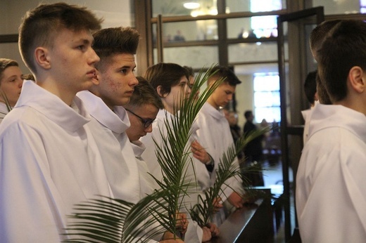 Nowi ceremoniarze i animatorzy służby liturgicznej w diecezji bielsko-żywieckiej - 2022