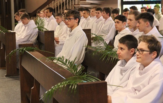 Nowi ceremoniarze i animatorzy służby liturgicznej w diecezji bielsko-żywieckiej - 2022