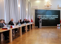 Raport podkomisji: Tu-154M uległ całkowitemu zniszczeniu w wyniku eksplozji