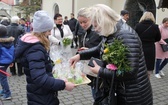 Kiermasz wielkanocny dla gości z Ukrainy w Hałcnowie