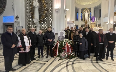 Za panią senator modlono się w bazylice NMP w Niepokalanowie.