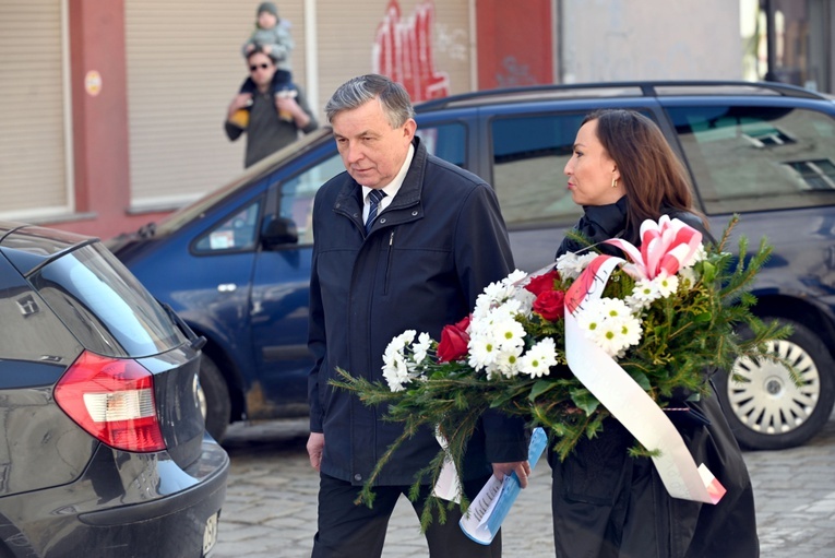Obchody 82. rocznicy Zbrodni Katyńskiej w Świdnicy
