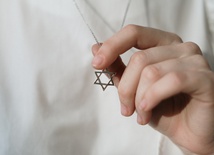 Księża już w tym roku powinni zaktualizować wielkopiątkową modlitwę za Żydów