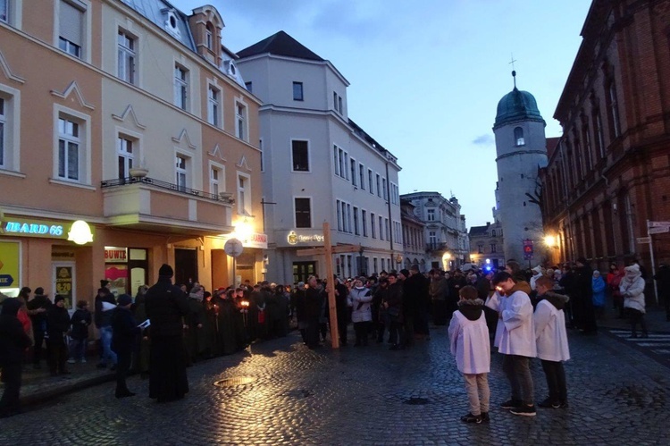 Droga Krzyżowa we Wschowie