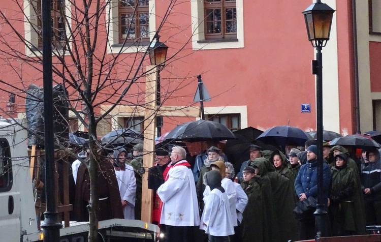 Droga Krzyżowa we Wschowie