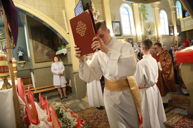 Bierzmowanie w Łososinie Górnej