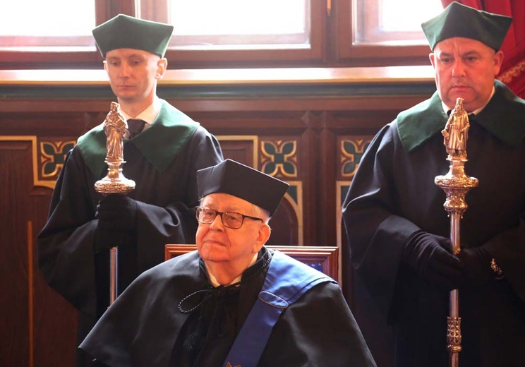 Odnowienie doktoratu prof. Antoniego Jackowskiego