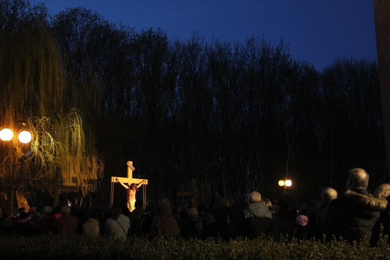 Tarnów-Mościce. Misterium Męki Pańskiej 2022